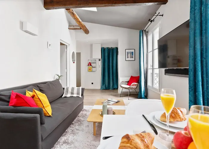 Appartement Eiffel Tower & Champ De Mars - 1br - Cityapartmentstay *